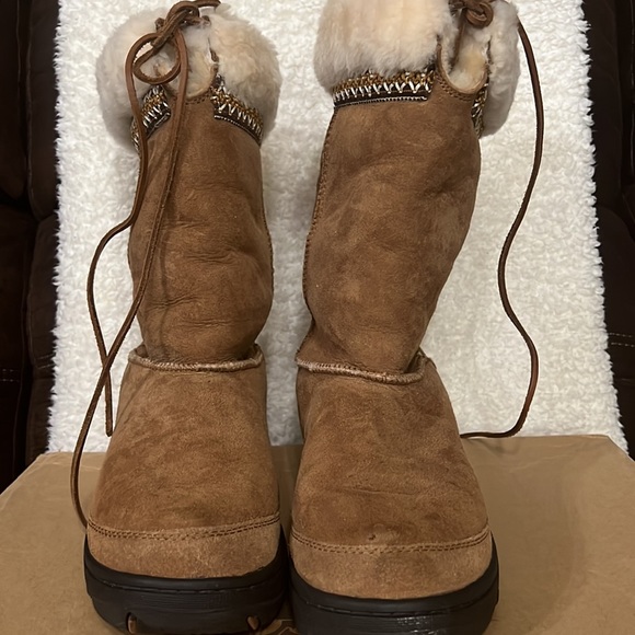 Ugg Boots - Picture 6 of 6